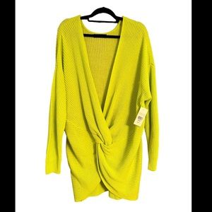 Fashion to figure 💚Neon Pullover